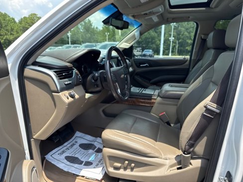 Used 2017 Chevrolet Suburban Premier image 21