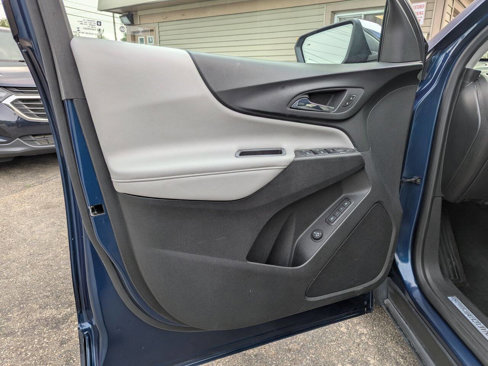 Used 2020 Chevrolet Equinox Premier image 12