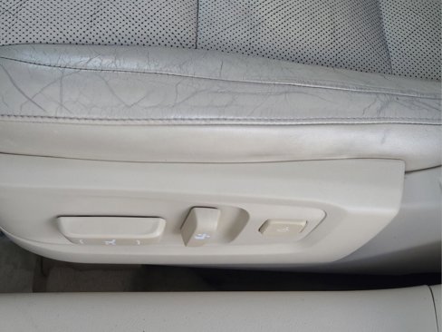 Used 2013 Lexus ES 300h image 13