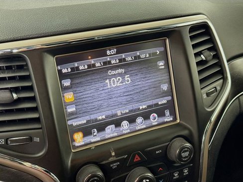 Used 2016 Jeep Grand Cherokee Limited image 18