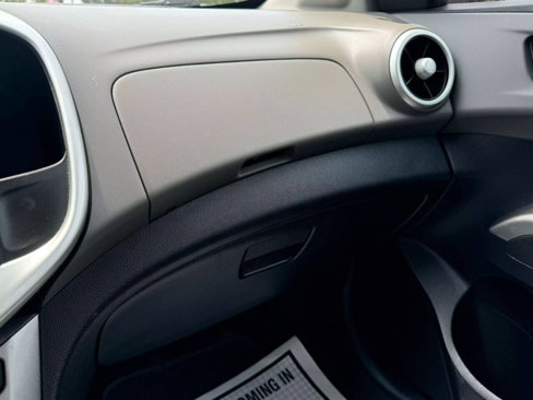 Used 2020 Chevrolet Sonic Premier image 30