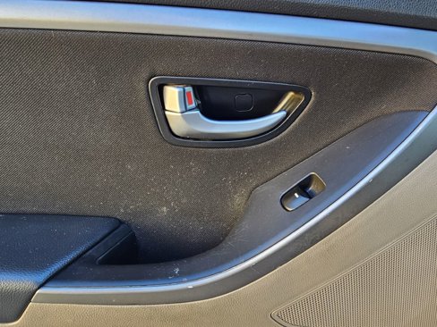 Used 2013 Hyundai Elantra GT image 22