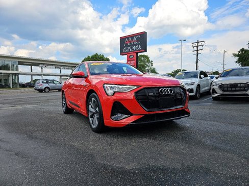 Used 2021 Audi e-tron Premium w/ Black Optic Package image 22