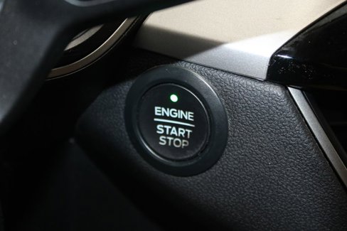 Used 2020 Ford Escape SE image 26