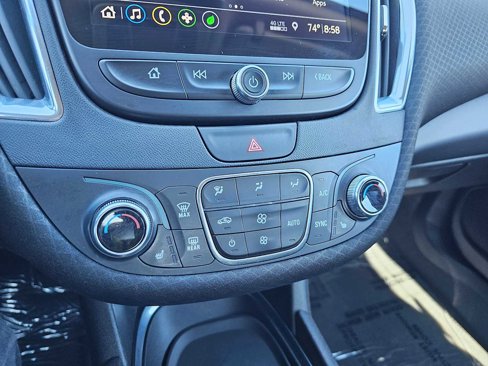 Used 2019 Chevrolet Malibu Hybrid image 29