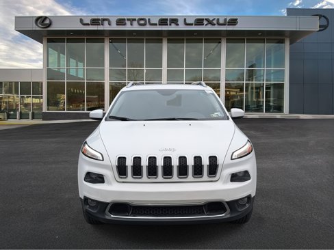 Used 2016 Jeep Cherokee Limited w/ Luxury Group image 6