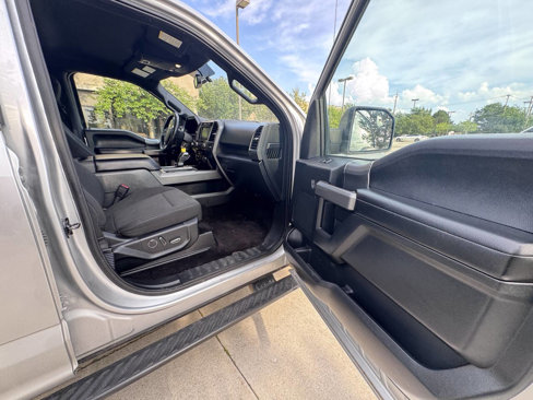 Used 2017 Ford F150 XLT w/ Equipment Group 302A Luxury image 19