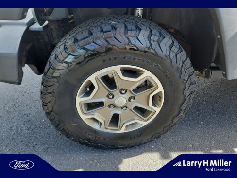 Used 2014 Jeep Wrangler Rubicon w/ Power Convenience Group image 25