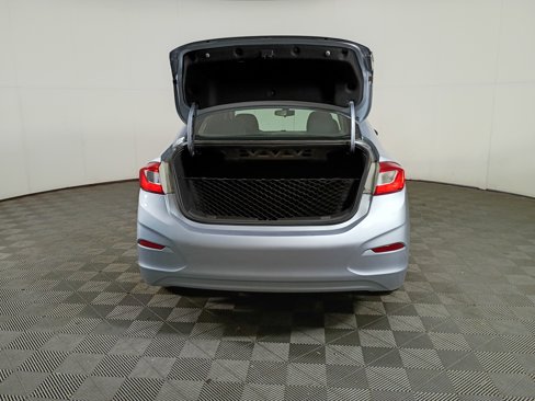 Used 2017 Chevrolet Cruze LS image 9