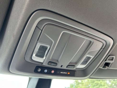 Used 2021 Chevrolet Silverado 1500 Custom image 45