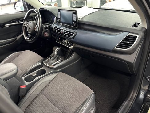 Used 2021 Kia Seltos S image 46