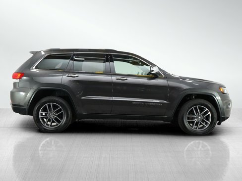 Used 2018 Jeep Grand Cherokee Limited w/ Luxury Group II image 6