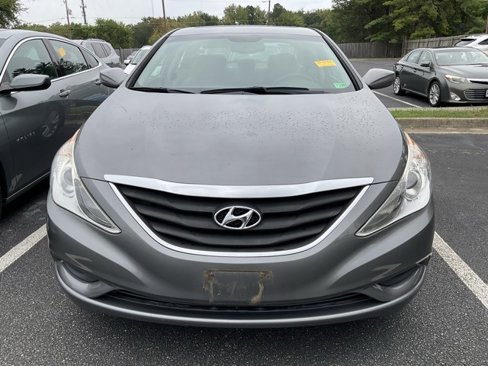 Used 2012 Hyundai Sonata GLS w/ Popular Equipment Pkg image 2