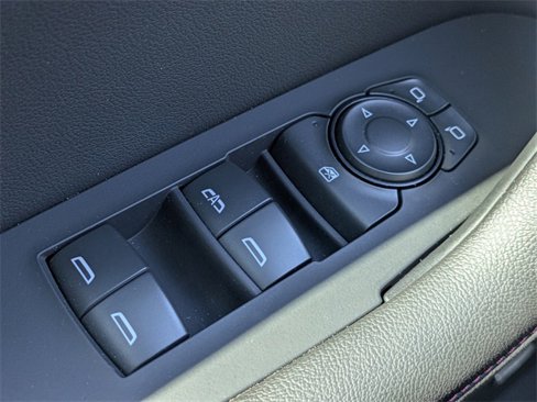 Used 2023 Chevrolet Blazer RS image 26