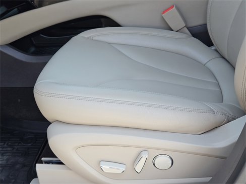 Certified 2022 Lincoln Nautilus FWD w/ Premium Package image 24