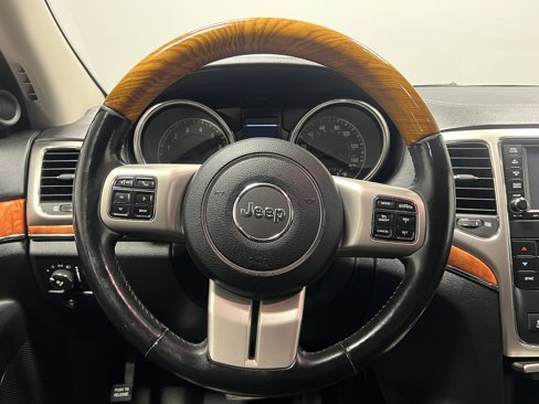 Used 2011 Jeep Grand Cherokee Overland image 13