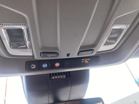 Used 2023 GMC Sierra 1500 SLE image 30