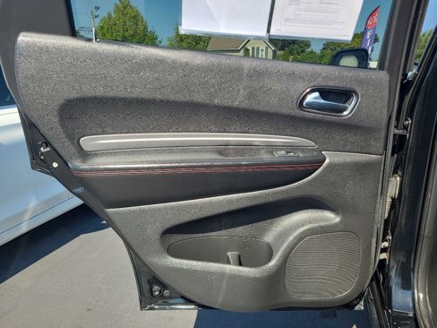 Used 2018 Dodge Durango GT image 38