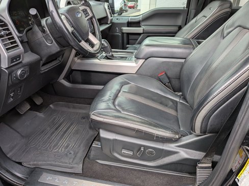 Used 2019 Ford F150 Platinum w/ Equipment Group 701A Luxury image 14