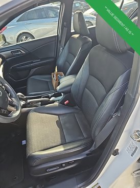 Used 2017 Honda Accord Sport image 12
