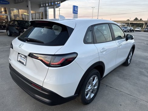 New 2025 Honda HR-V LX image 4