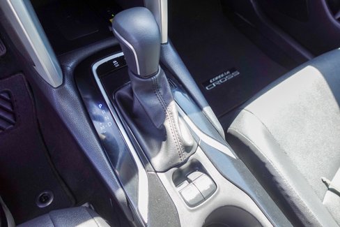 Used 2023 Toyota Corolla Cross XLE image 18