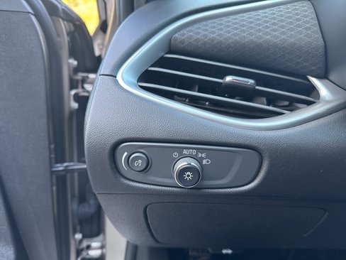 Certified 2022 Chevrolet Malibu LS image 25
