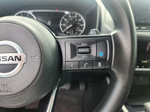 Used 2021 Nissan Rogue SV image 22