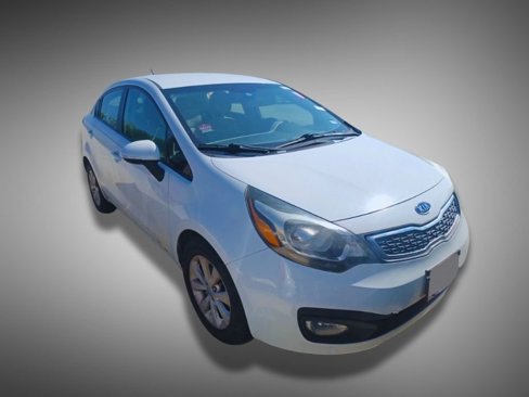 Used 2013 Kia Rio EX w/ Convenience Pkg image 2