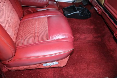 Used 1986 Jeep Grand Wagoneer image 74