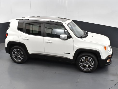 Used 2017 Jeep Renegade Limited image 43