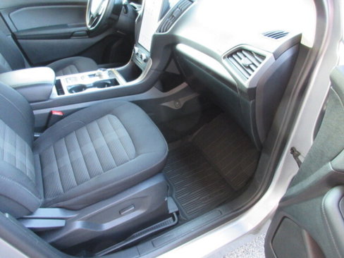 Used 2024 Ford Edge SEL w/ Cargo Accessory Package image 26