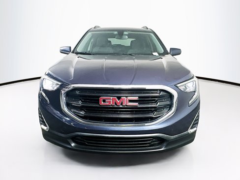 Used 2018 GMC Terrain SLE w/ Driver Convenience Package image 2