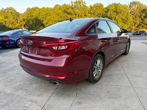 Used 2015 Hyundai Sonata SE image 4