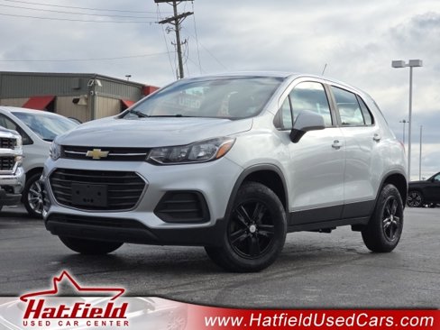 Used 2018 Chevrolet Trax LS image 1