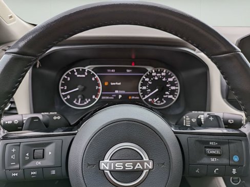 Used 2023 Nissan Rogue SL w/ SL Premium Package image 26