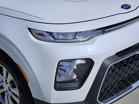 Certified 2021 Kia Soul LX image 9
