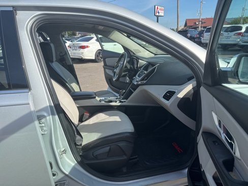 Used 2017 GMC Terrain SLT w/ Open Road Package image 15