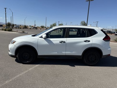Used 2017 Nissan Rogue S image 10