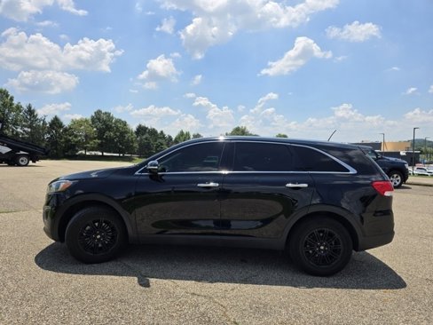 Used 2016 Kia Sorento L image 9