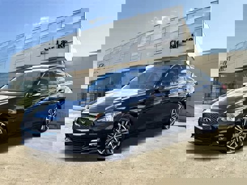 Used 2015 INFINITI Q50 Premium w/ Navigation Package image 1