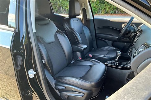 Used 2019 Jeep Compass Altitude image 28