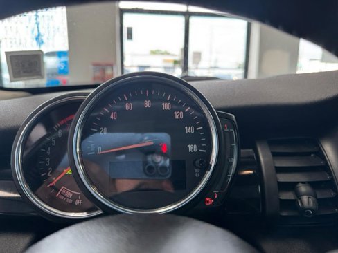 Used 2019 MINI Cooper 2-Door Hardtop image 39
