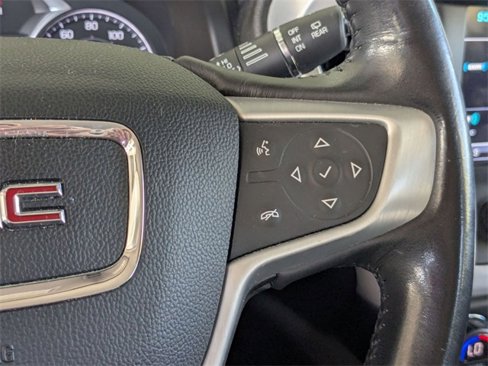 Used 2019 GMC Acadia SLT image 13