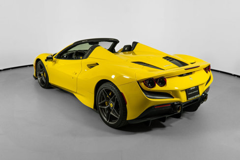 Certified 2021 Ferrari F8 Tributo image 17