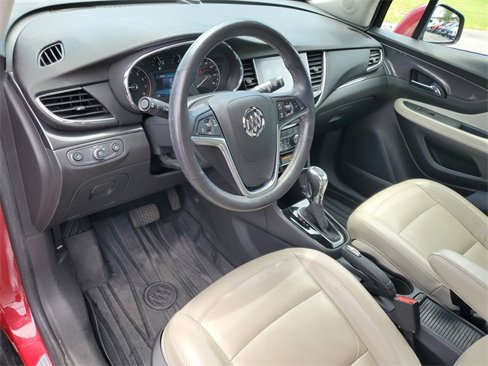 Used 2019 Buick Encore Essence image 6