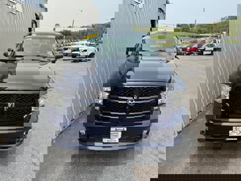 Used 2013 RAM 1500 Express image 3