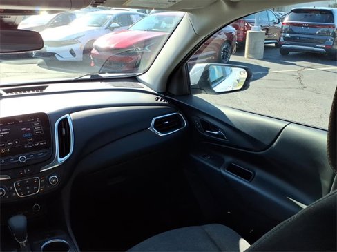Used 2022 Chevrolet Equinox LT image 17