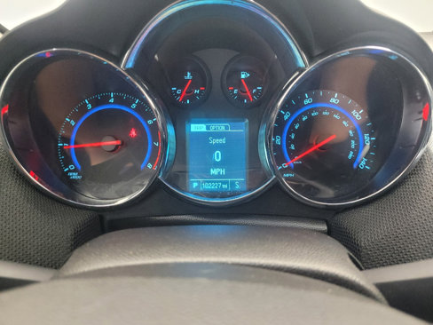 Used 2016 Chevrolet Cruze LTZ image 23