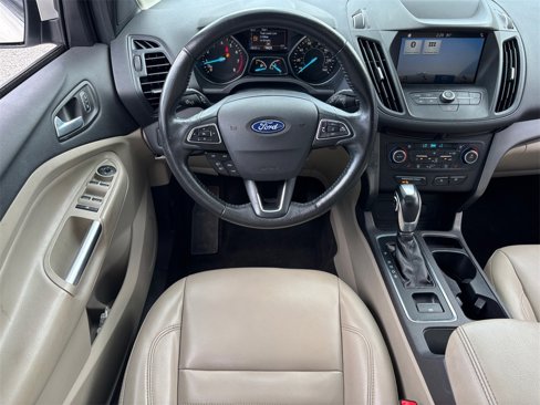 Used 2019 Ford Escape SEL image 6